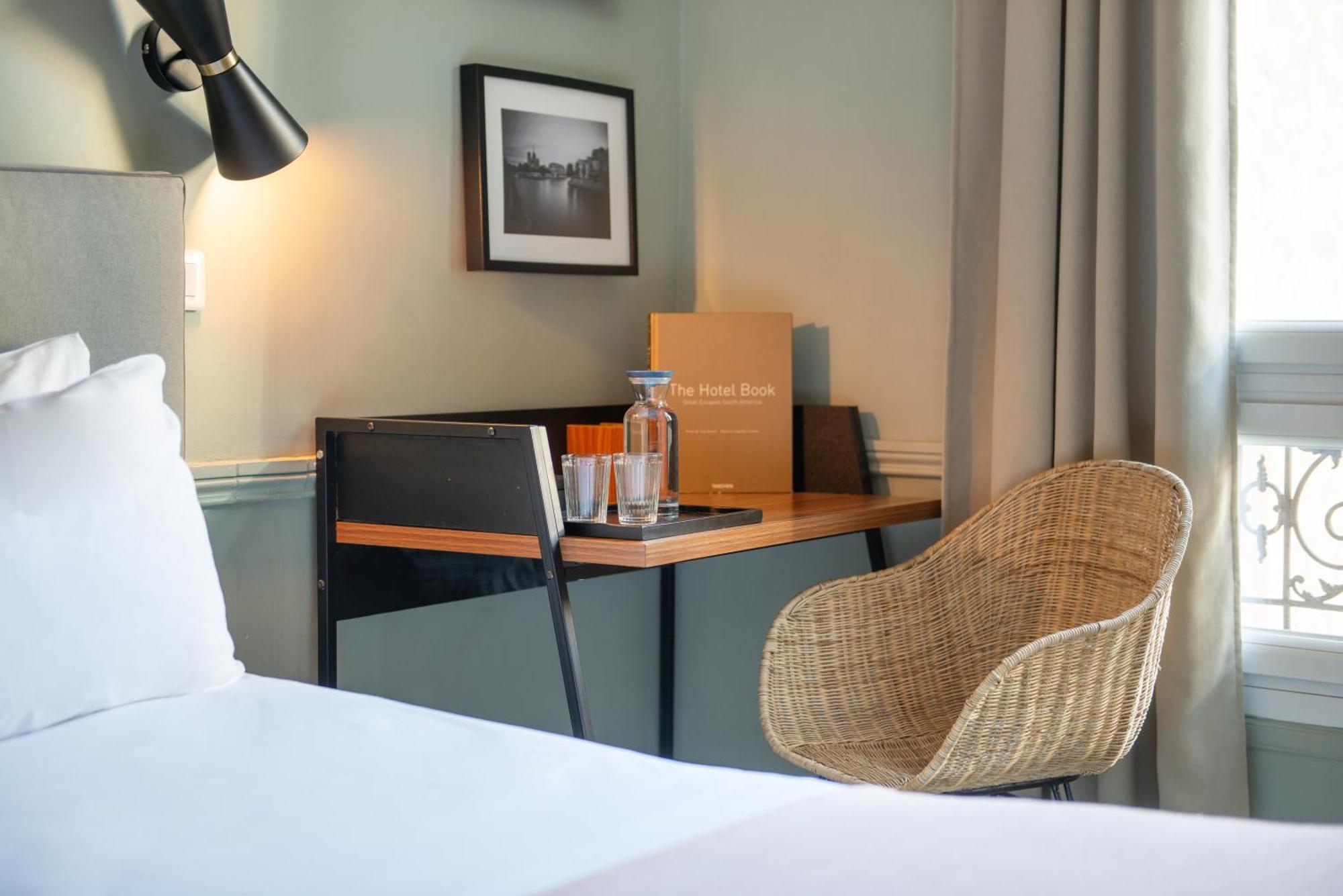Hotel Avama Prony Paris Phòng bức ảnh